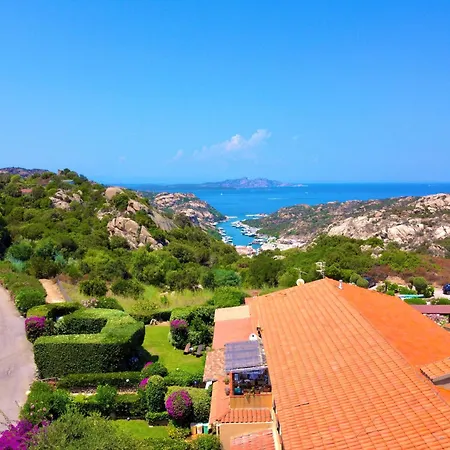 New! Private Garden, Sleeps 8 In Porto Cervo - Wifi & Private Parking - By Coral Property